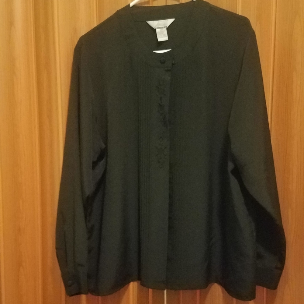 Attitude Womens blouse 18w